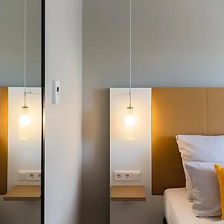 - The Niu, Dairy Hotel 3*