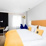 - The Niu, Dairy Hotel 3*