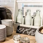 - The Niu, Dairy Hotel Haarlem