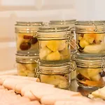 - The Niu, Dairy Haarlem