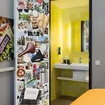 - The Niu, Dairy Hotel 3*