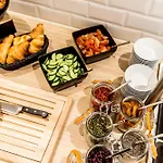 - The Niu, Dairy Hotel Haarlem