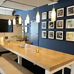 - The Niu, Dairy 3* Haarlem