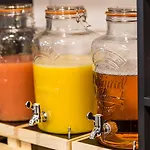 - The Niu, Dairy Hotel 3*