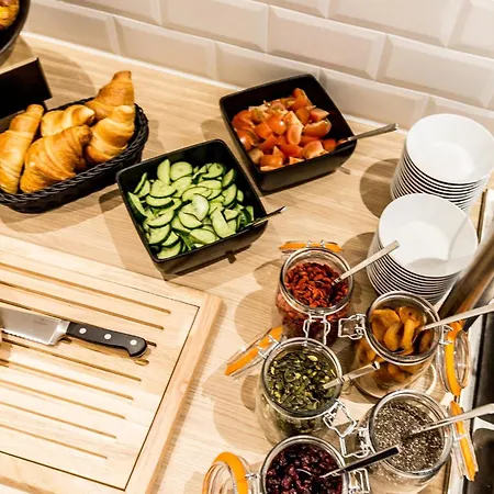 - The Niu, Dairy Hotel Haarlem