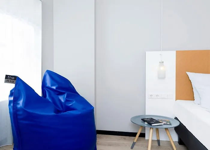 - The Niu, Dairy ホテル